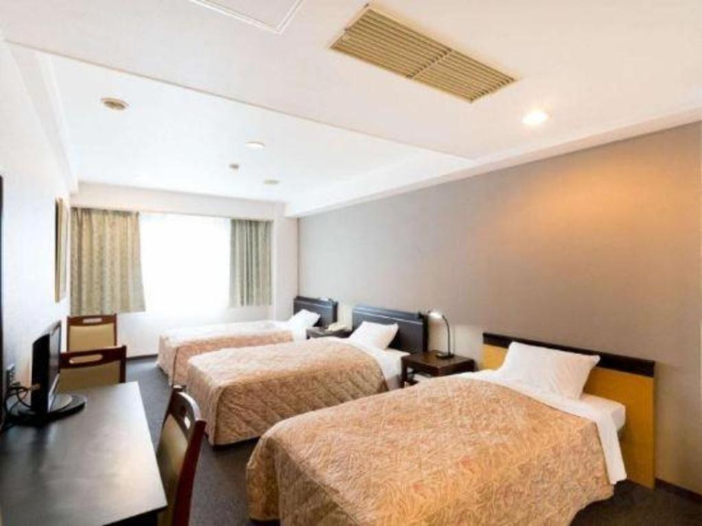 Hotel Yutaka Wing Izumisano Extérieur photo